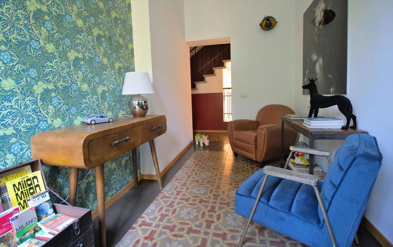 Porta Tosa Boutique Bed & Breakfast Milan 2*,  Italy